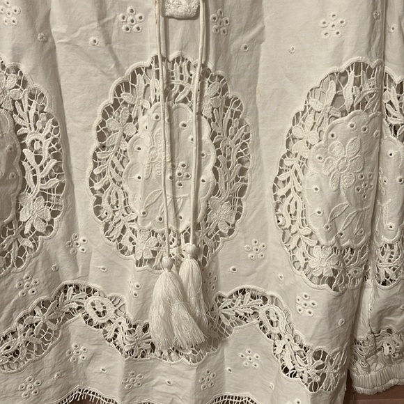 Sundance Top Embroidered Eyelet White Long Sleeve Tassle Tie Boho Blouse Medium - Picture 3 of 11